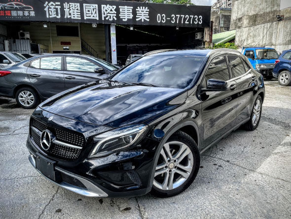 C300 Sedan