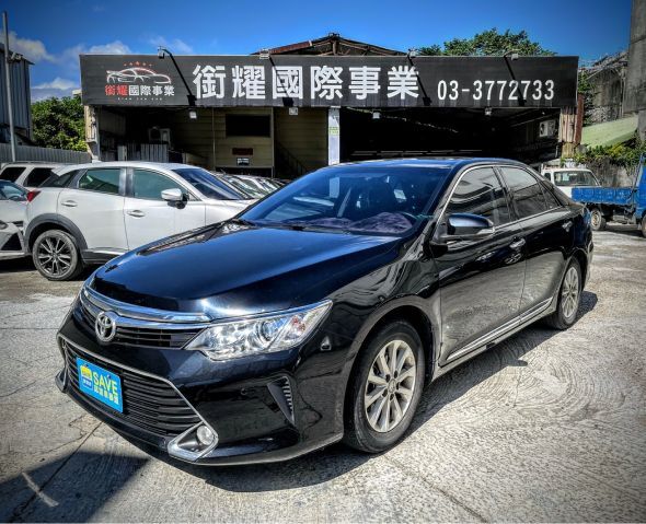 2018年 TOYOTA CAMRY黑
