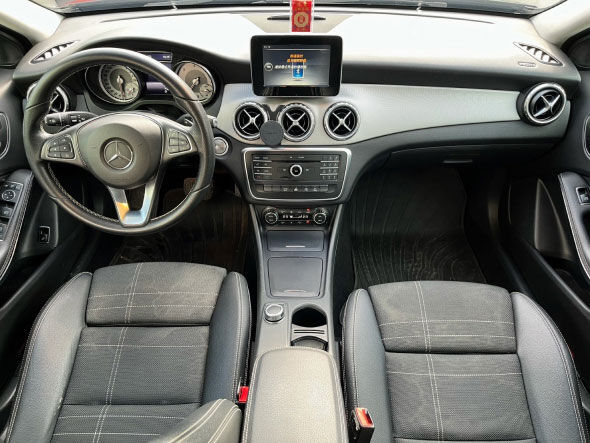 2009年 賓士 C300 Sedan 黑