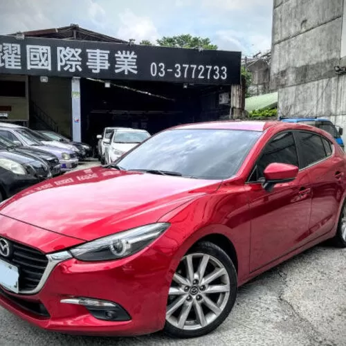 2016年 馬自達 mazda3