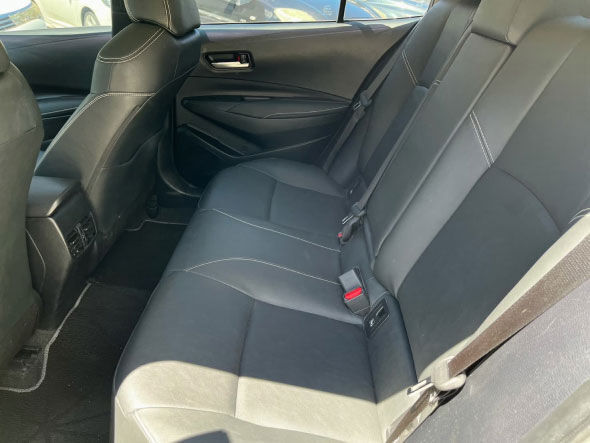 2020年 TOYOTA ALTIS 白