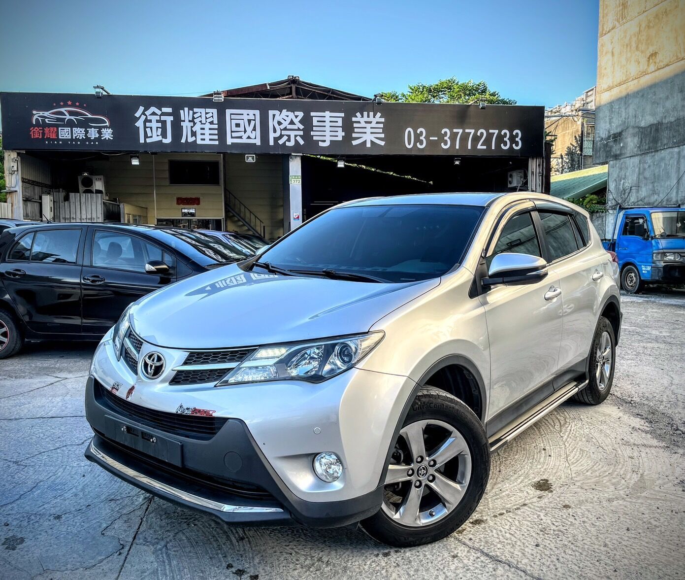 2015年 TOYOTA RAV4