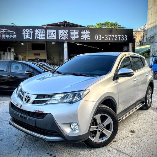 2015年 Toyota RAV4 