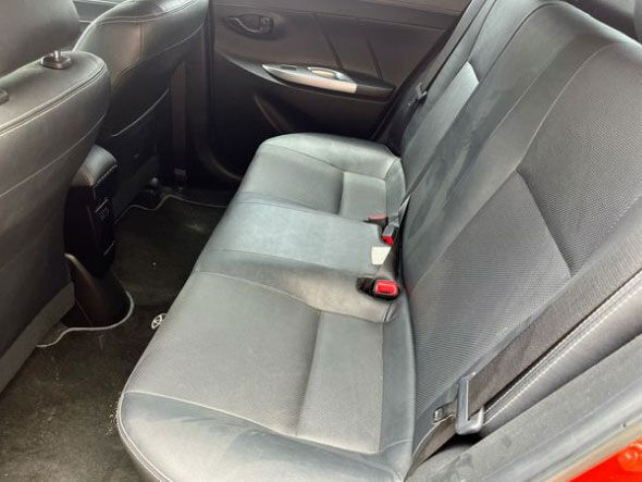 2016年 TOYOTA YARIS 豪華鴨 橙黃