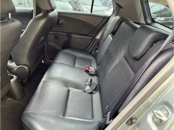2014年 TOYOTA YARIS 灰